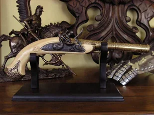 Hiszpania PISTOLET Z XVIII w Z ZAMKIEM SKAŁKOWYM REPLIKA BRONI - Repliki - broń Hiszpania PISTOLET Z XVIII w Z ZAMKIEM SKAŁKOWYM REPLIKA BRONI - Repliki - broń - miniaturka - grafika 1