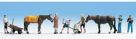 Kolejki i akcesoria - NOCH Figurki stajennych z końmi 15634 skala H0 malowane 8 szt - miniaturka - grafika 1