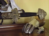 Repliki - broń - Płatnerze hiszpańscy ZDOBIONY MIECZ WIKINGÓW Z POCHWĄ REPLIKI BRONI - miniaturka - grafika 1