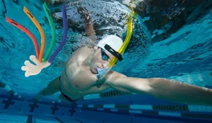 FINIS FINIS Rurka czołowa GLIDE SNORKEL Niebieska - Sprzęt do nurkowania - miniaturka - grafika 2