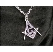 Repliki - broń - WISIOREK Z SYMBOLEM MASONÓW - miniaturka - grafika 1