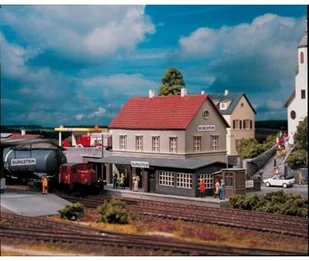 Piko H0 Budynek stacyjny Burgstein w skali H0 - Akcesoria i części modelarskie - miniaturka - grafika 2