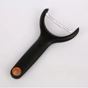 Fiskars obierak do warzyw - stal nierdzewna (kat. 1016122) - Pozostałe akcesoria kuchenne - miniaturka - grafika 3