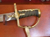 Repliki - broń - Płatnerze hiszpańscy GŁADKA POLSKA SZABLA HUSARSKA Z PALUCHEM BEZ POCHWY NA TABL - miniaturka - grafika 1