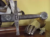 Repliki - broń - Płatnerze hiszpańscy MIECZ EXCALIBUR KRÓLA ARTURA Z POCHWĄ - miniaturka - grafika 1