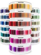 Akcesoria do reklamy - Pantone Kolekcja Plus Plastic Standard Chips - 1755 kolorów w formie plastikowyc - miniaturka - grafika 1