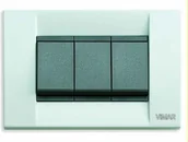 Klawisze i ramki - Vimar Ramka Classic 3M biała 16733.01 - miniaturka - grafika 1