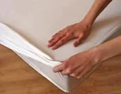 Prześcieradła - Darymex Prześcieradło ochronne z gumką SG białe 160x200 5907761057623 - miniaturka - grafika 1