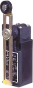 Inne akcesoria elektryczne - Pokój Łącznik krańcowy PAP1T51PZ11 z dźwignią z rolką z tworzywa fi18 A37-1110 - miniaturka - grafika 1