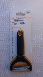 Fiskars obierak do warzyw - stal nierdzewna (kat. 1016122) - Pozostałe akcesoria kuchenne - miniaturka - grafika 7