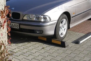 Separator parkingowy - D 10001144 - Wyposażenie miejsc publicznych - miniaturka - grafika 2