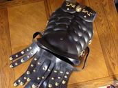 Repliki - akcesoria - Płatnerze hiszpańscy NIEPOWTARZALNA ZBROJA GRECKIEGO HOPLITY Z PASEM - miniaturka - grafika 1