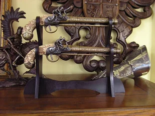 Hiszpania UNIKATOWY ZESTAW PISTOLETÓW POJEDYNKOWYCH REPLIKI BRONI - Repliki - broń Hiszpania UNIKATOWY ZESTAW PISTOLETÓW POJEDYNKOWYCH REPLIKI BRONI - Repliki - broń - miniaturka - grafika 1