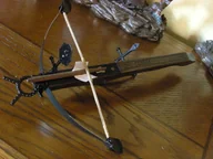 Repliki - broń - WŁOCHY MINIATURKA KUSZY DREWNIANEJ Z XV W - miniaturka - grafika 1