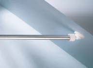 Zasłony prysznicowe - Kleine Wolke drążek ukośnie wandha na kieliszki kolorze białym do drążków o średnicy 25 MM (395100000) - miniaturka - grafika 1