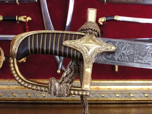 Płatnerze hiszpańscy POLSKA SZABLA HUSARSKA WZ 1750 BEZ POCHWY VIVAT HUSSARIA - Repliki - broń Płatnerze hiszpańscy POLSKA SZABLA HUSARSKA WZ 1750 BEZ POCHWY VIVAT HUSSARIA - Repliki - broń - miniaturka - grafika 1