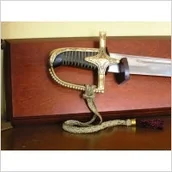 Repliki - broń - Płatnerze hiszpańscy GŁADKA SZABLA HUSARSKA WZ 1750 B/POCH NA TABLO - miniaturka - grafika 1