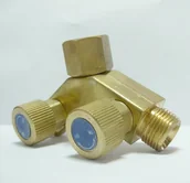 Akcesoria spawalnicze - TRÓJNIK DO REDUKTORÓW 3/8 RH - miniaturka - grafika 1