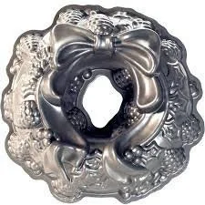 Nordic Ware Forma do ciasta WIENIEC ADWENTOWY / 85348 - Formy do ciast - miniaturka - grafika 2