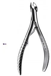 Sally Hansen Nip´em On The Go cążki do skórek do skórek paznokci Travel Cuticle Nipper) - Pozostałe kosmetyki - miniaturka - grafika 2