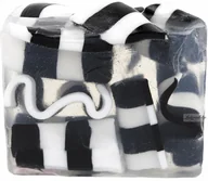 Mydła - Bomb Cosmetics Bomb Cosmetics - Clean Getaway Soap Slice - Mydło glicerynowe - SZACH-MAT z czarnym pieprzem BCSZAMAT - miniaturka - grafika 1