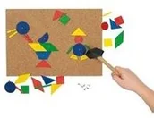 Zabawki kreatywne - Goki Przybijanka z młotkiem - miniaturka - grafika 1