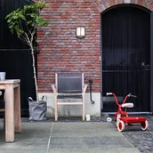 Lampy ogrodowe - Philips Kinkiet ogrodowy z czujnikiem ruchu STOCK 1xLED 16465/93/16 - miniaturka - grafika 1