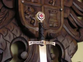 Repliki - broń - Płatnerze hiszpańscy NOŻYK DO LISTÓW MIECZ ZE ZNAKIEM TEMPLARIUSZY - miniaturka - grafika 1