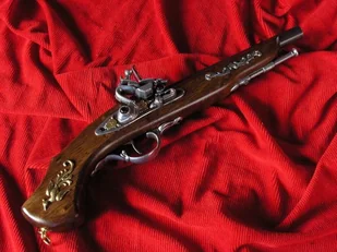 WŁOCHY ANGIELSKI UNIKATOWY PISTOLET Z ZAMKIEM SKAŁKOWYM - Repliki - broń WŁOCHY ANGIELSKI UNIKATOWY PISTOLET Z ZAMKIEM SKAŁKOWYM - Repliki - broń - miniaturka - grafika 1