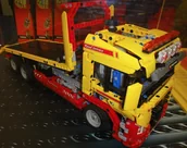Klocki - LEGO Technic Flatbed Truck 8109 - miniaturka - grafika 1