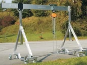 Inne urządzenia budowlane - 99946403,Suwnica bramowa aluminiowa z kołami + specjalne zblocze i wciągnik ręcz - miniaturka - grafika 1