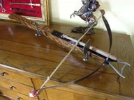 Repliki - broń - WŁOCHY DUŻA REPLIKA KUSZY DREWNIANEJ REPLIKA BRONI - miniaturka - grafika 1