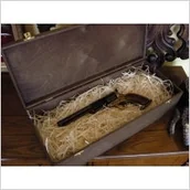 Repliki - akcesoria - Płatnerze hiszpańscy OZDOBNA SKRZYNKA NA WIĘKSZE MODELE REPLIK - miniaturka - grafika 1