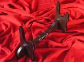 Repliki - akcesoria - WŁOCHY DREWNIANY STOJAK BRĄZOWY DO REPLIK - miniaturka - grafika 1