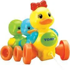 Tomy INFANT & TODLER WESOŁE KACZUSZKI - Zabawki interaktywne dla dzieci - miniaturka - grafika 2